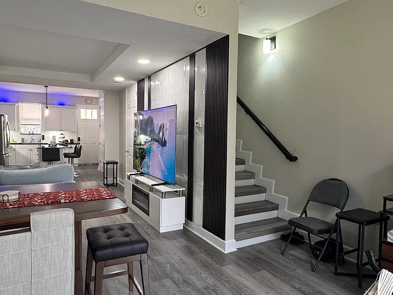 2015 Grand Oak Dr — Photo 12