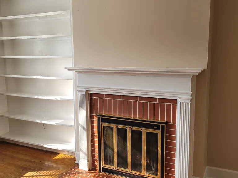 Taylor Dr — Photo 20