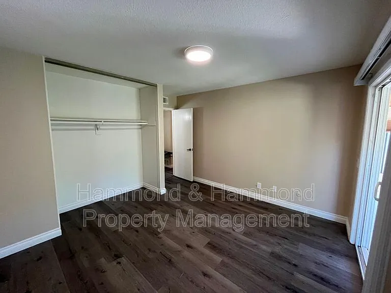 1693 Sequoia Ave — Photo 10