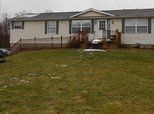 750 George Hill Rd, Cranberry, PA 16319