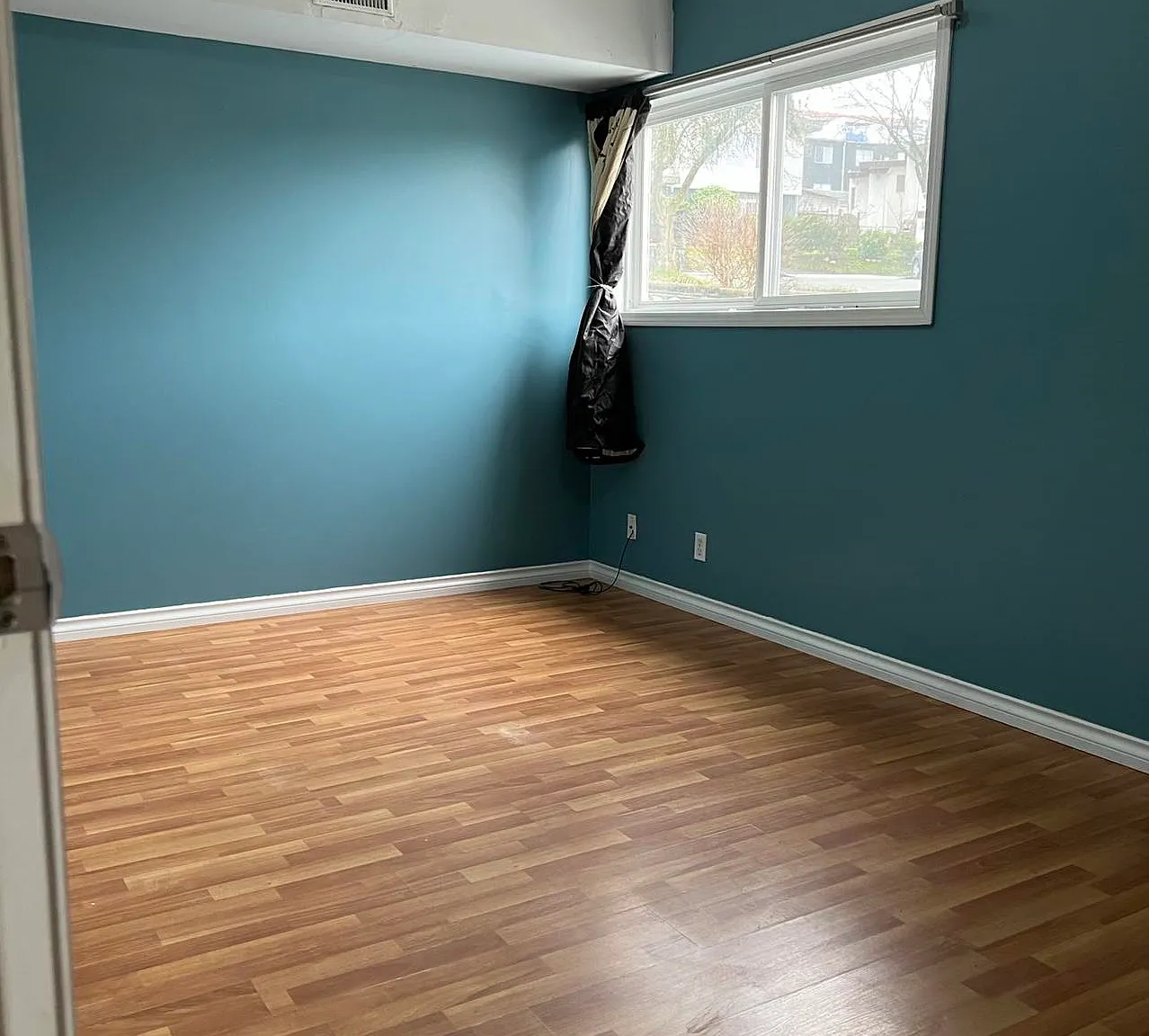 1 bed, 750 sqft, $1,350 — Photo 4