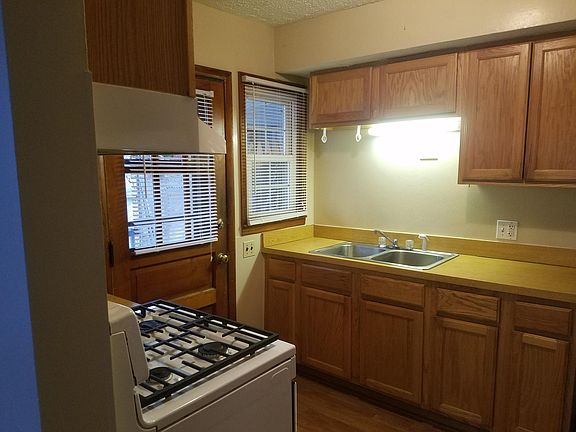 Kitchen with Gas Oven and Garbage Disposal