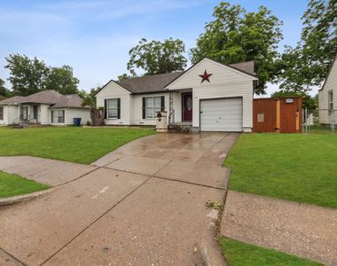 806 Maple Dr, Garland, TX, 75040