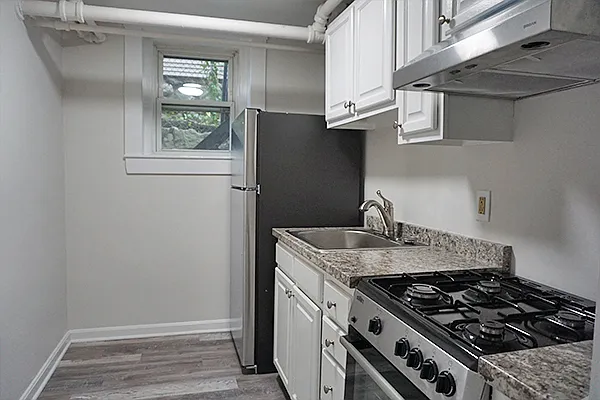 95 Adams St #15 — Photo 3