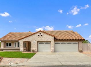 3909 Summer Way, Escondido, CA 92025