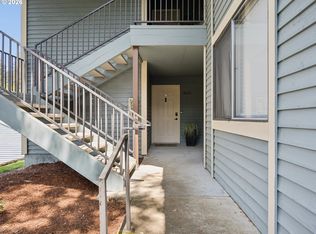 10220 SE Talbert St, Clackamas, OR 97015