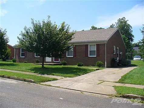 104-106 Evergreen Ct photo 1