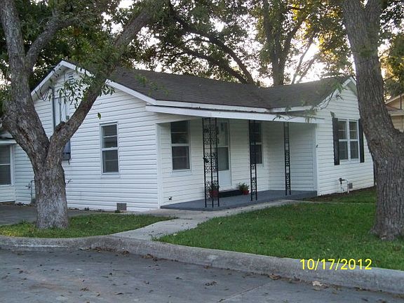 2nd image of 1125 N San Marcos St