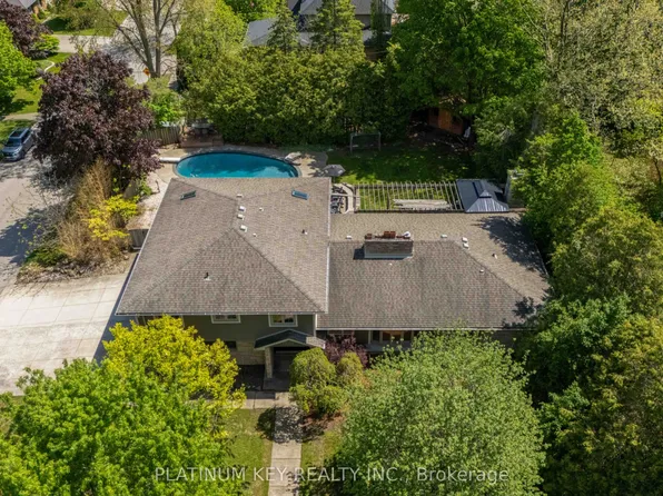 1571 McClure Dr, London, ON N6G 2L1