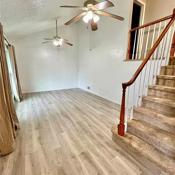 1320 Gabriel Dr — Photo 17