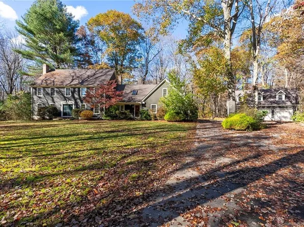 27 South Stonybrook Drive, Marlborough, CT 06447