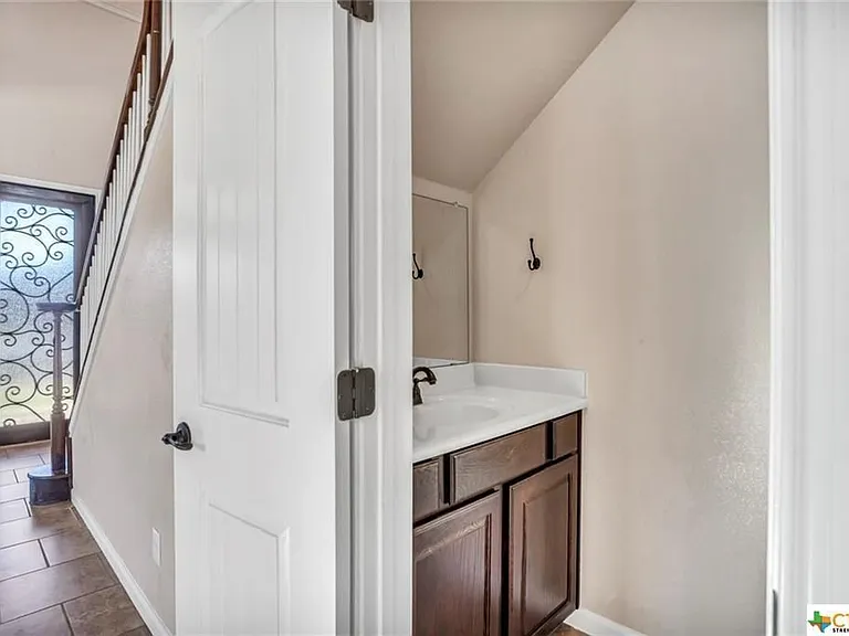 6900 Deorsam Loop — Photo 29