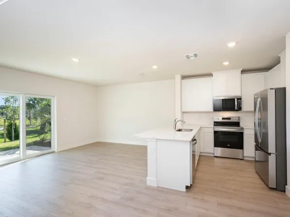 472 Houston Ln, Merritt Island, FL 32953