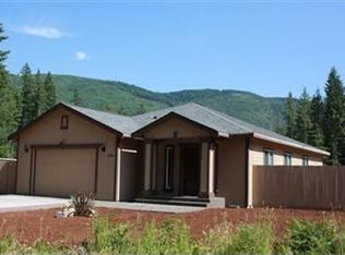 6231 Elm Cir, Maple Falls, WA