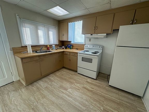 2nd image of 20 N Hellertown Ave APT 1