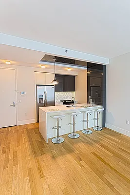 Rented by City View Living | media 38