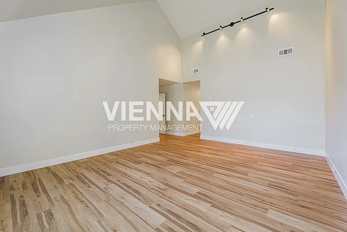340 Wyndgate Rd — Photo 11
