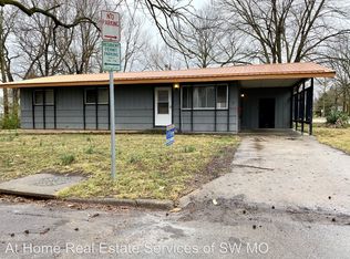 1010 E Catalpa St, Springfield, MO 65807