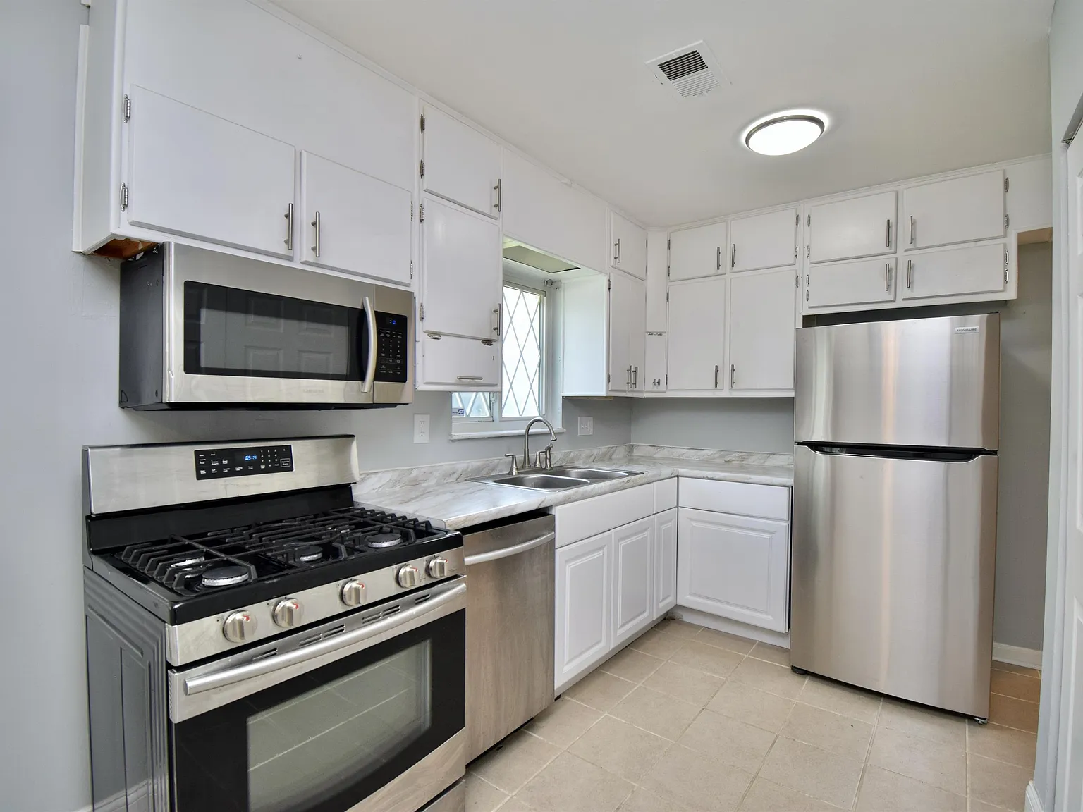 3918 Eddystone Drive - 1 — Photo 4