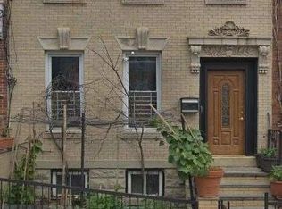 31 Sunnyside Ct, Brooklyn, NY 11207