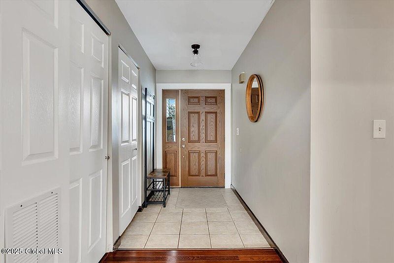 2nd image of 12 Willowbrook Lane