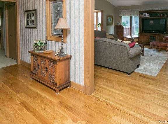 2nd image of 55601 Lorals Way