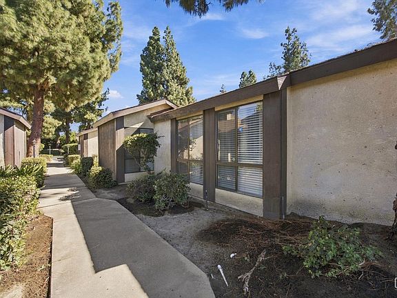5th image of 600 New Stine Rd APT 27
