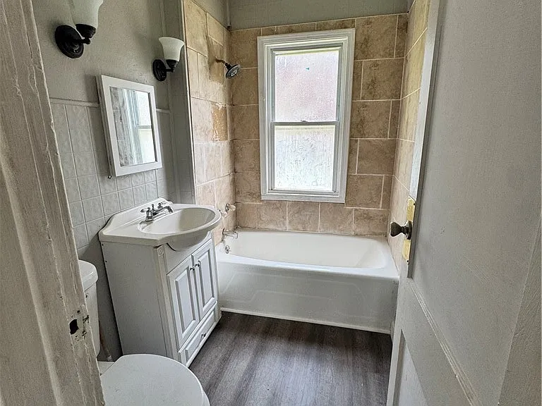 2401 Midland Ave #1 — Photo 10