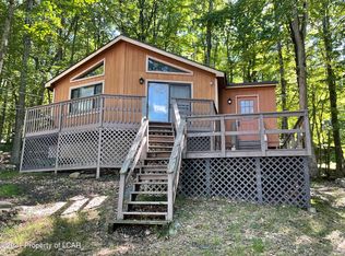 133 Grouse Ridge Ln, Drums, PA 18222