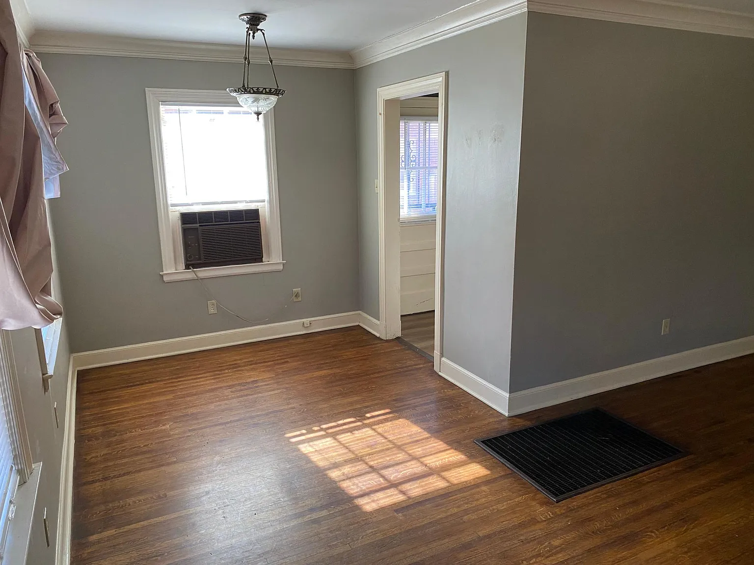 2 bed, 950 sqft, $900 — Photo 4