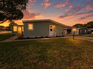 925 Westside Ridge Blvd, Auburndale, FL 33823