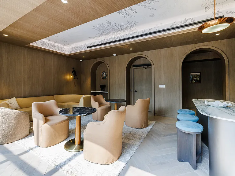 600 Columbus Ave #12G — Photo 12