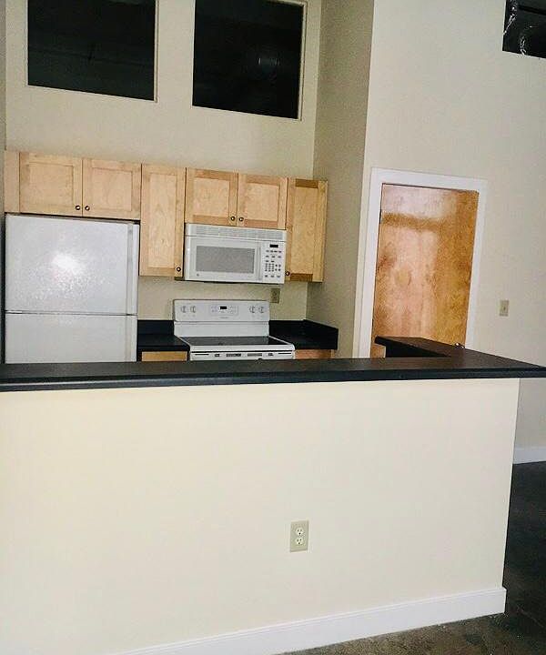 1st image of 1418 W Marshall St APT 131