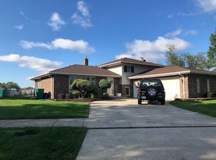 7537 Sycamore Dr, Orland Park, IL