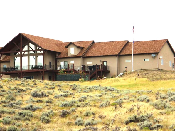 41 Moss Rock Rd, Lander, WY 82520