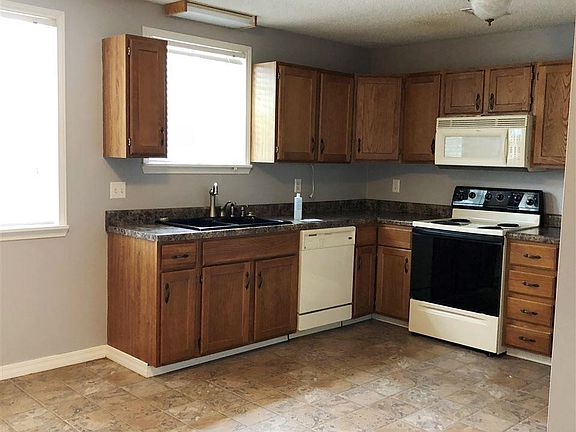 2nd image of 22 Larry Dr