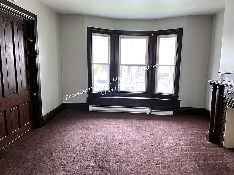536 Glenwood Ave #1 — Photo 3