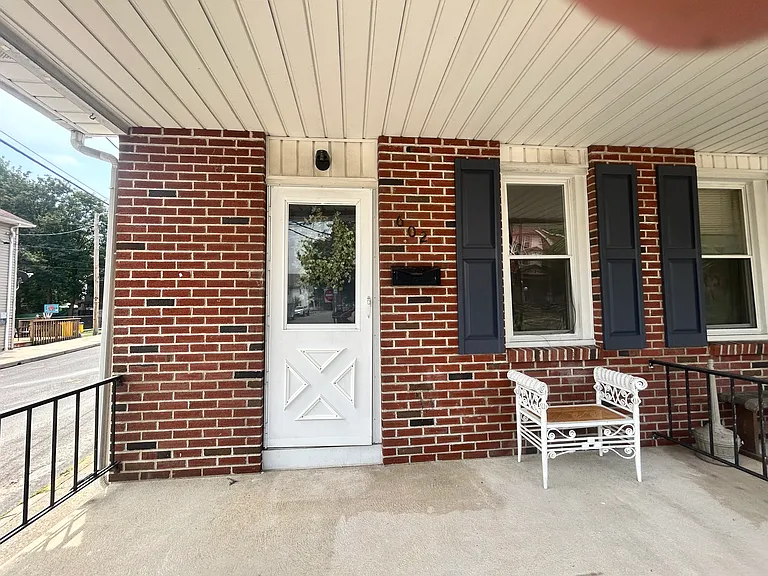602 Market St — Photo 8