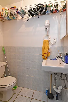 Rented by Ledvech Group | media 12