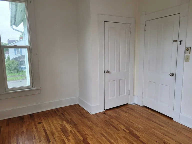 339 N Jefferson St #3 — Photo 6