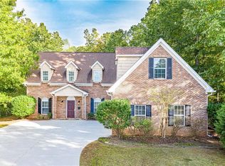 409 Creek View Ct, Bremen, GA 30110
