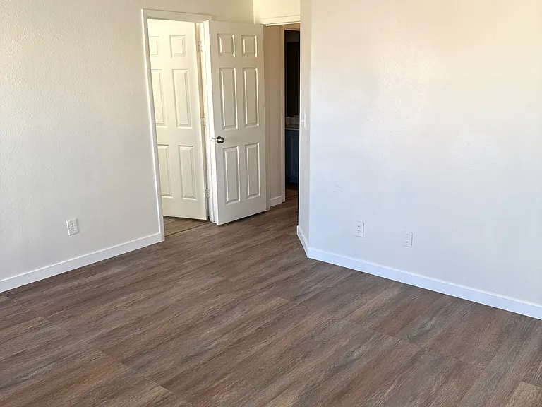 8613 Palomino Ranch St — Photo 15