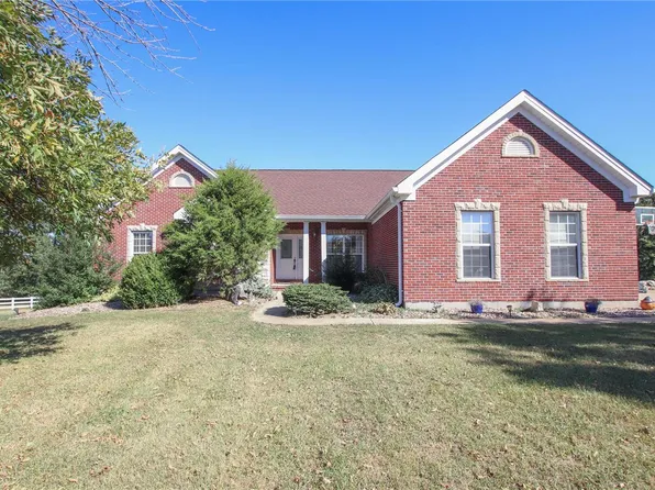 295 Cedar Breeze Dr, Sullivan, MO 63080
