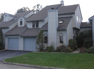 4 Bongart Dr, West Orange, NJ 07052