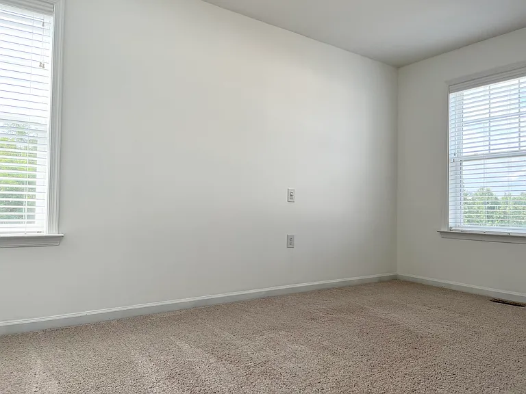 100 Oflannery Ct — Photo 20
