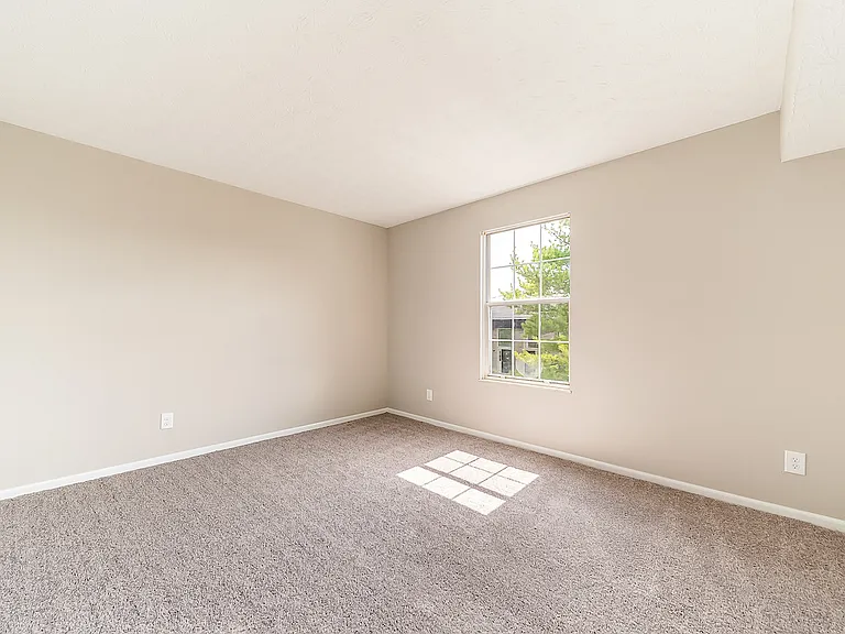 2067 Park Run Dr — Photo 4