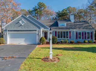 6 Coastal Ln, Hyannis, MA 02601