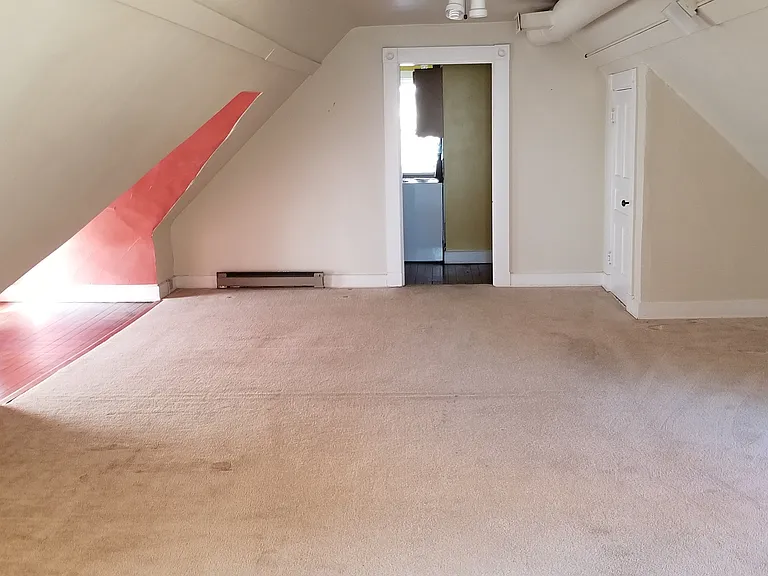 2719 Cleinview Ave #3 — Photo 2