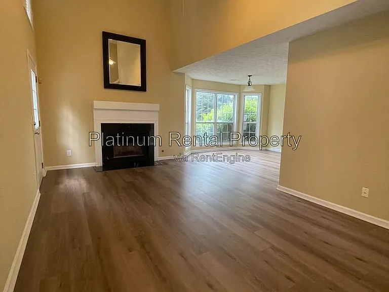 810 Camelon Ct — Photo 6