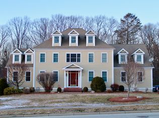 12 Kingsbury Dr, Holliston, MA 01746